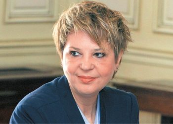 Γεροβασίλη: Συνειδητή επιλογή της κυβέρνησης η ανεξέλεγκτη διασπορά της νόσου