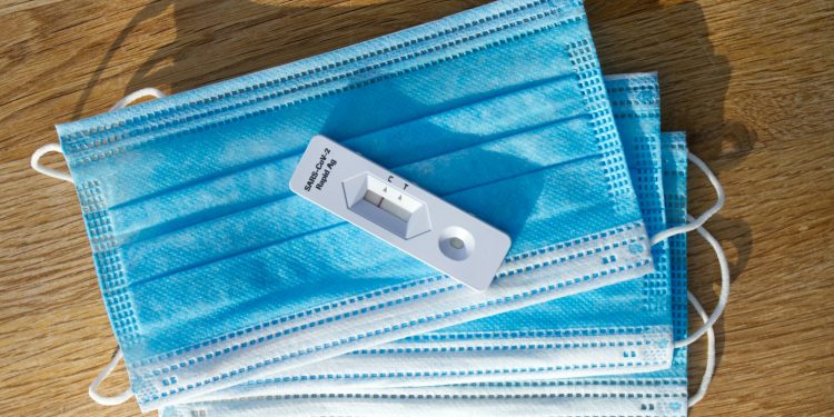 Εργασία: Μέσω gov.gr η βεβαίωση θετικού τεστ για απουσία λόγω κορωνοϊού