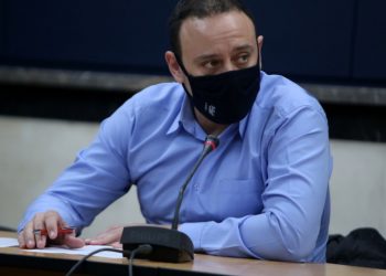 Μαγιορκίνης: Σύντομη η διάρκεια της Όμικρον – Αποκλιμάκωση μέσα στον Ιανουάριο