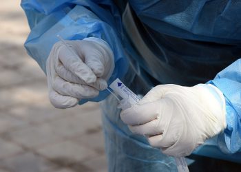 Γεροβασίλη: Κριτική για τις ουρές για rapid test