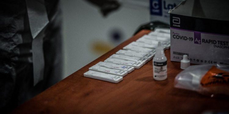 Έτσι βγάζετε βεβαίωση θετικού rapid test για απουσία από την εργασία – Βήμα-βήμα η διαδικασία