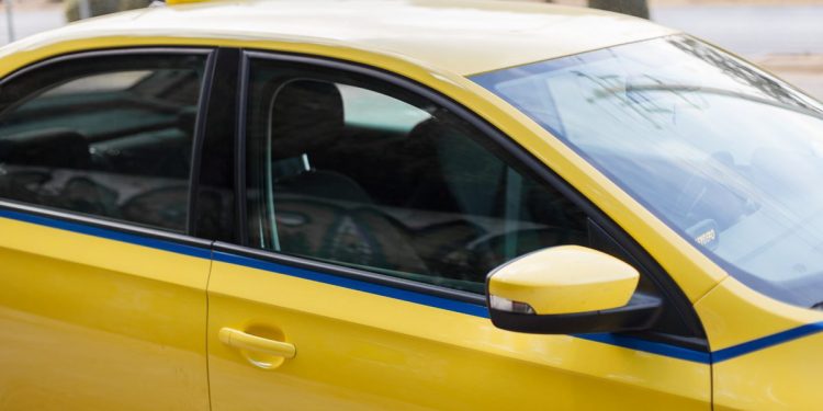 Ταξί: Έρχεται αύξηση στα κόμιστρα – Πότε θα “ενεργοποιηθεί”