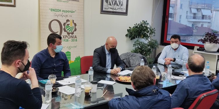 Ένωση Αγροτών: H συνέχιση και κλιμάκωση του αγώνα και οι συναντήσεις