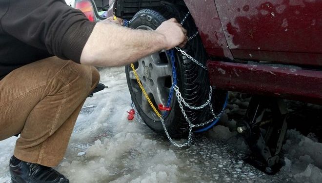 Υποχρεωτική εκπαίδευση σε αντιολισθητικές αλυσίδες για δίπλωμα οδήγησης