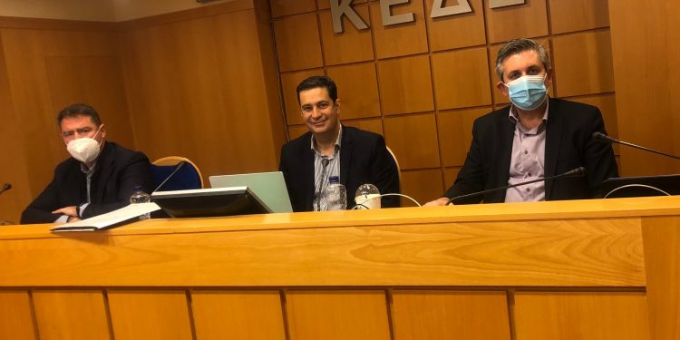 “Όχι” στο πλωτό φωτοβολταϊκό στη Λίμνη Πουρναρίου και από την ΚΕΔΕ