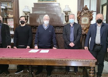 Μνημόνιο συνεργασίας με επιχειρήσεις για πράσινες πολιτικές και ανάπτυξη ΑΠΕ