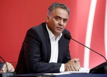 Συνάντηση Σκουρλέτη με συμβασιούχους του ΠΓΝΙ κατά την επίσκεψή του στα Ιωάννινα