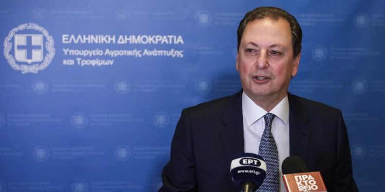 Παραιτήθηκε ο Υπ. Αγροτικής Ανάπτυξης και Τροφίμων, Σπήλιος Λιβανός