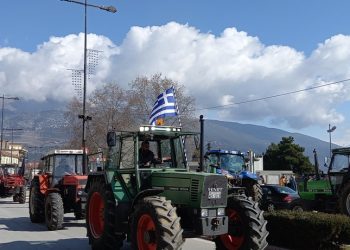 Στους δρόμους των Ιωαννίνων αγρότες και κτηνοτρόφοι (φωτορεπορτάζ)