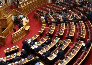 Ψηφίστηκε το νομοσχέδιο για τον ΕΦΚΑ