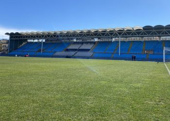 Τι ισχύει για τη χωρητικότητα σε ανοικτά και κλειστά γήπεδα