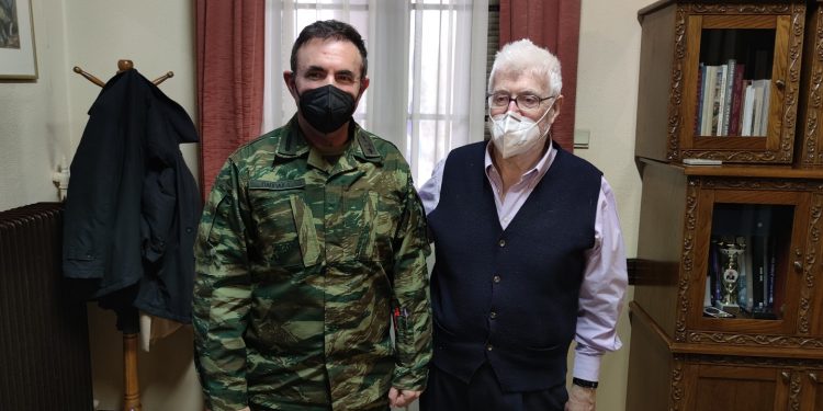 Εθιμοτυπική συνάντηση του Δημάρχου Ιωαννίνων με το Διοικητή της Ταξιαρχίας