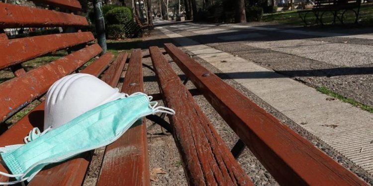 Τέλος από σήμερα οι μάσκες σε εξωτερικούς χώρους