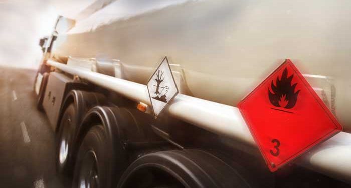 Εξετάσεις για απόκτηση ειδικής άδειας οχημάτων μεταφοράς επικίνδυνων εμπορευμάτων