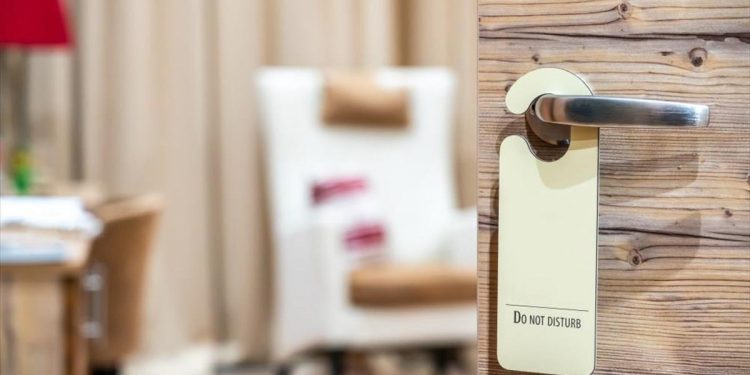 Προσοχή στις απάτες σε βάρος τουριστικών καταλυμάτων με πρόσχημα “κράτησης δωματίων”