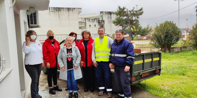Ηγουμενίτσα: Παράδοση ανθρωπιστικής βοήθειας για την Ουκρανία