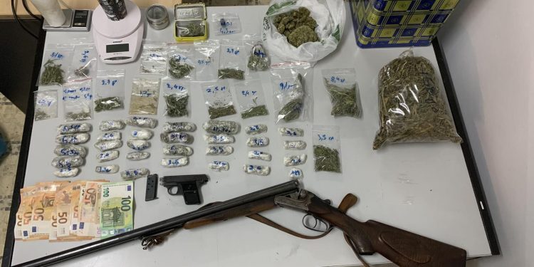 418-γραμμαρια-οπλα