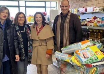 koinoniko-pantopoleio_edited-640x375