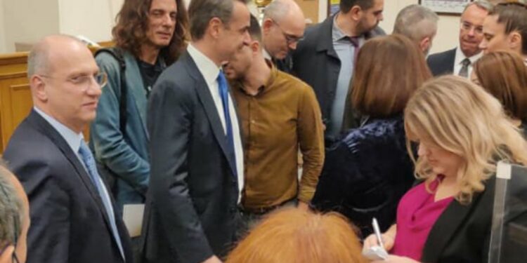 mitsotakis-koinoboyleytikoi-syntaktes-2