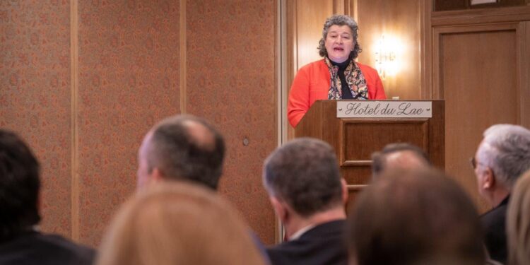 Tatianna Du Lac Mar23 1517