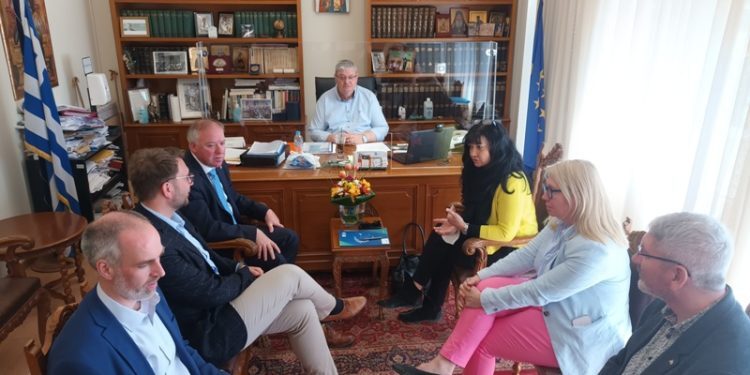 ΑΝΤΙΠΡΟΣΩΠΕΙΑ-ΓΕΡΜΑΝΩΝ-ΒΟΥΛΕΥΤΩΝ-750x375