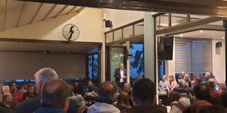 μανταλοβας-ανατολη