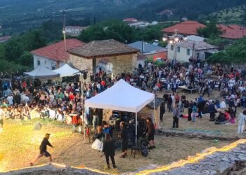 6. ΓΙΑΤΙ ΕΙΝΑΙ ΜΑΥΡΑ ΤΑ ΒΟΥΝΑ