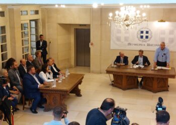 περιφερεια-μητσοτακης