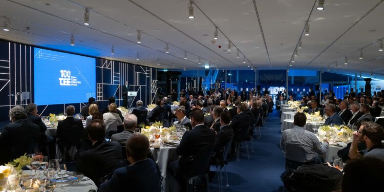 «Σχεδιάζουμε την Ελλάδα του αύριο και συνεχίζουμε»