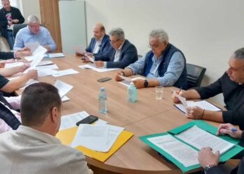 perifereiaki_epitropi