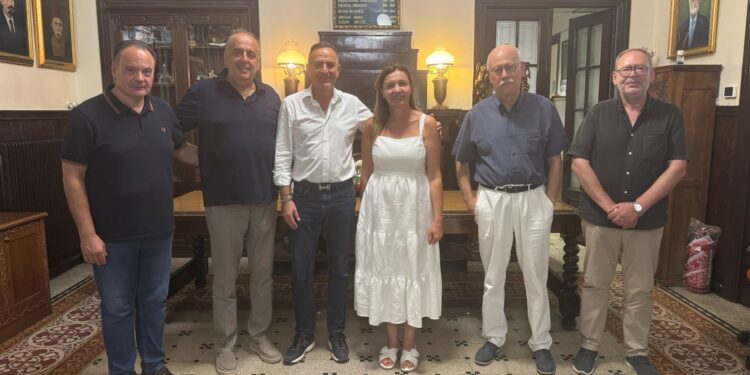 ΓΙΑΝΝΗΣ ΔΕΜΙΡΤΖΟΓΛΟΥ