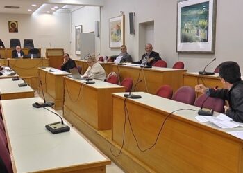 epitroph_perivallontos