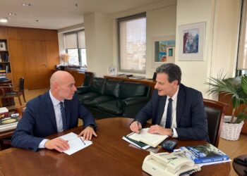 Συνάντηση Αμύρα – Σκυλακάκη: Στο επίκεντρο η ολοκλήρωση του Π.Δ. της Παμβώτιδας