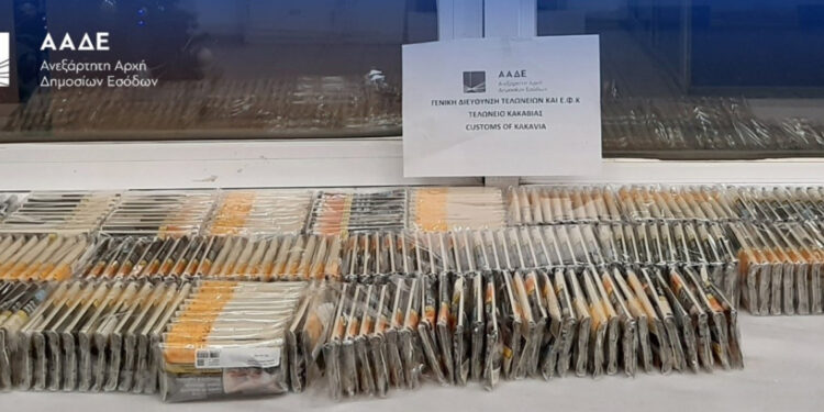 Αδήλωτα χρήματα, ναρκωτικά, ποτά, τσιγάρα και… ληγμένα φυτοφάρμακα στο τελωνείο Κακαβιάς