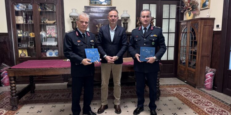 Επίσκεψη του νέου Γενικού Αστυνομικού Διευθυντή Ηπείρου και του νέου Αστυνομικού Διευθυντή Ιωαννίνων στον Θ. Μπέγκα