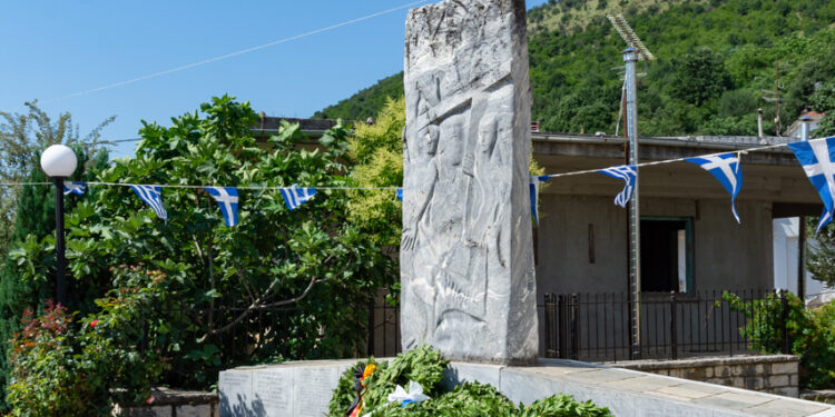 Εργασίες αποκατάστασης στο μνημείο Ολοκαυτώματος στο Κεφαλόβρυσο