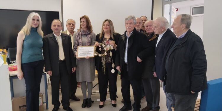 Ο Δήμος Ιωαννιτών ευχαριστεί τον Ροταριανό Όμιλο Ιωαννίνων για την προσφορά του σε τέσσερα σχολεία του δήμου μας