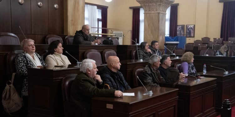 Συνάντηση με Διευθυντές Λυκείων και του Δημοτικού Συμβουλίου Νέων