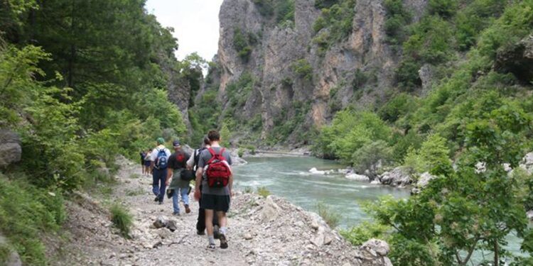 Δύσκολο το μονοπάτι για τη Μονή Στομίου