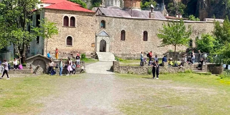 “Απάτη στα βουνά” και τουριστική ανάπτυξη χωρίς στρατηγική στο Δήμο Κόνιτσας