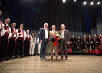 Τίμησαν τον Σάββα Σιάτρα για την προσφορά στο Ηπειρώτικο δημοτικό τραγούδι