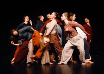 “Μνημογραφία” από την Σχολή Χορού Γιάννας Νέσση