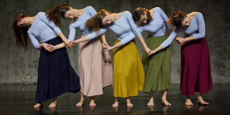 “Εφτά Εις Άπειρον” από την ομάδα Χορού Corpus Lingua, το Σάββατο 17 Μαΐου