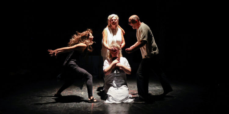 “Μια φορά κι ένα παιδί” της Αντιγόνης Βουτσινά