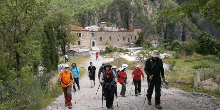 Μπαίνει τάξη στην διαδρομή προς τη Μονή Στομίου