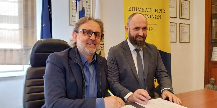 Στη διάθεση των μελών του φοροτεχνικός σύμβουλος