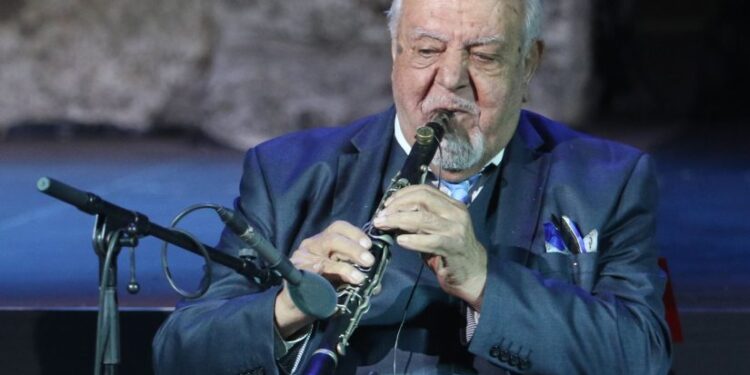 Αποχαιρετισμός στον Πέτρο Λούκα-Χαλκιά