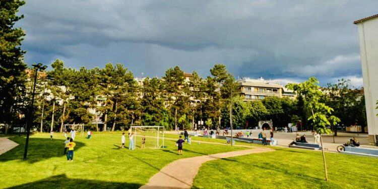 Πίεση στο Δήμο για ανοιχτές σχολικές αυλές από πρωτοβουλία πολιτών