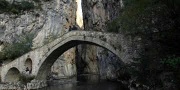 Διεθνές Εργαστήριο για τα πέτρινα γεφύρια μέχρι τις 20 Ιουλίου στο δήμο Πωγωνίου