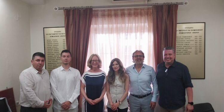 Στο Επιμελητήριο Ιωαννίνων η Πρέσβειρα της Αυστρίας